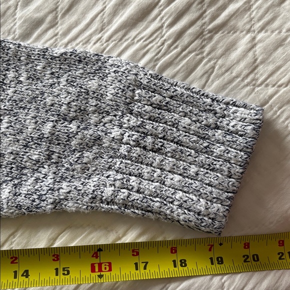 LL Bean Cotton Ragg Sweater - Picture 5 of 11